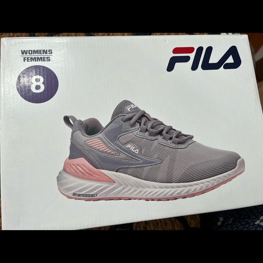 Fila womens size 8